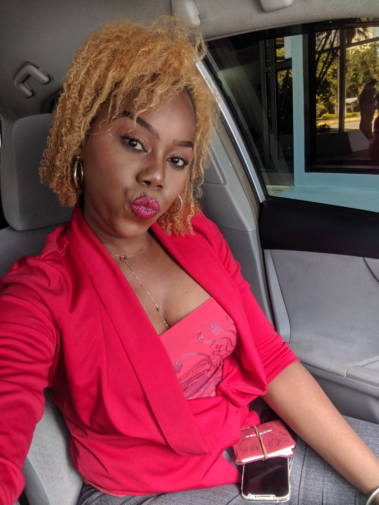A Queen in Crimson & Gold
